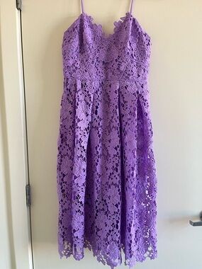Donna Morgan Lavender Purple Lace Midi Dress